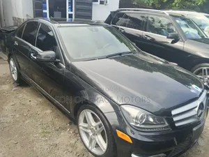 Mercedes-Benz C300 Sport 4Matic Sedan AWD (3.5L 6cyl 7A) 2014 Gray