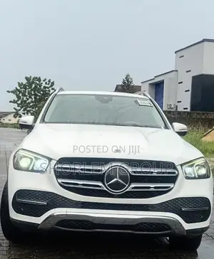 Mercedes-Benz GLE-Class 2022 White
