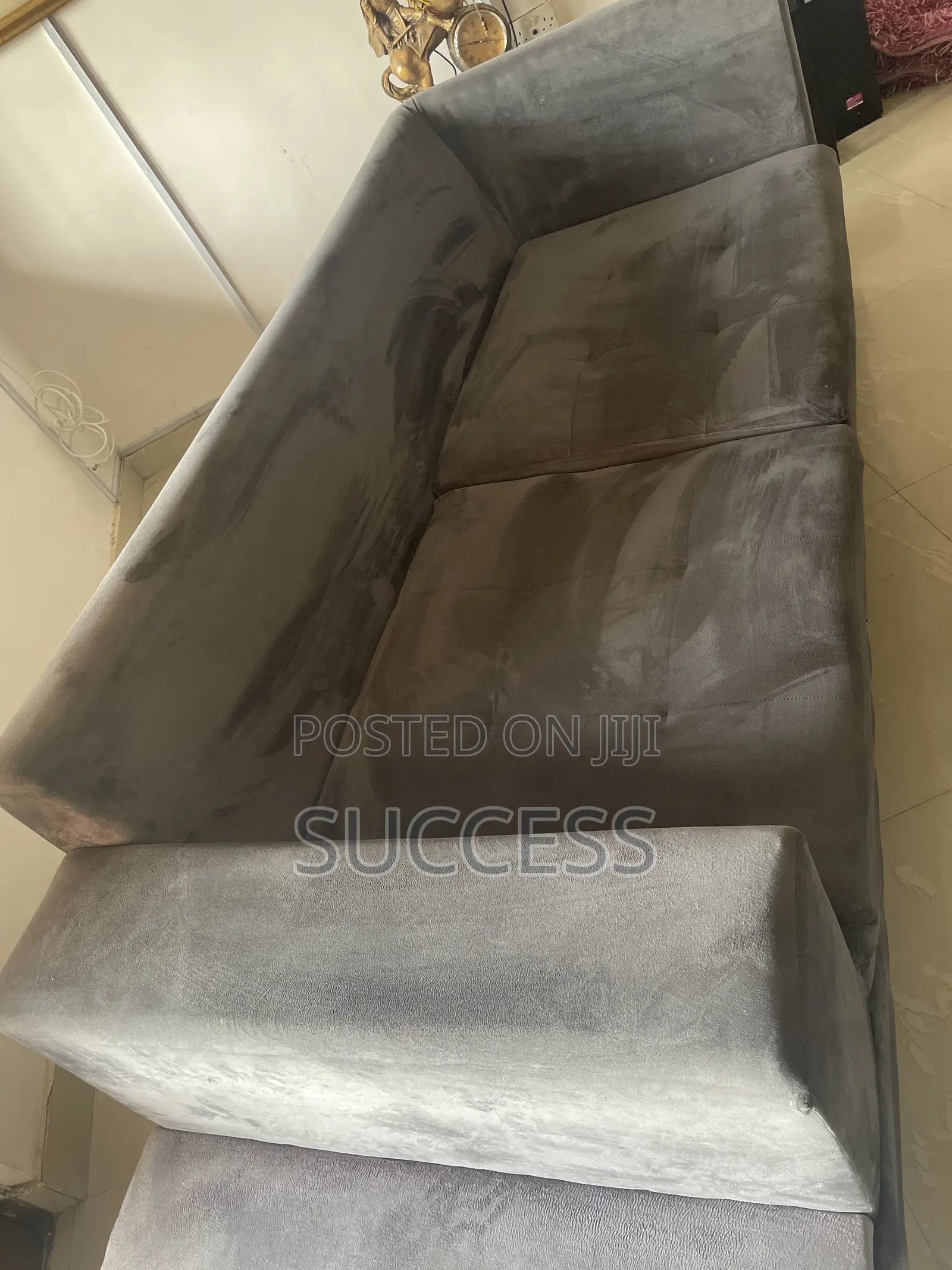 4 Seater Couch