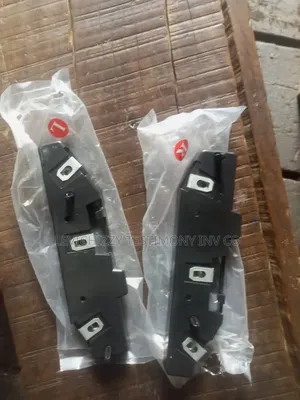 2016,2017,2018 Ford Edge Bumper Clip/Bracket