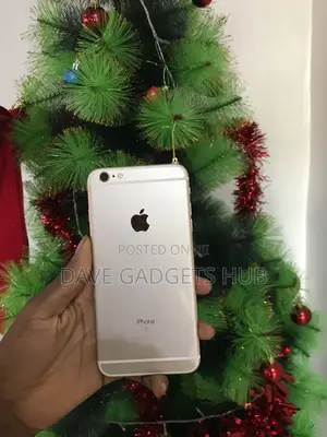 Apple iPhone 6s Plus 32 GB Gold