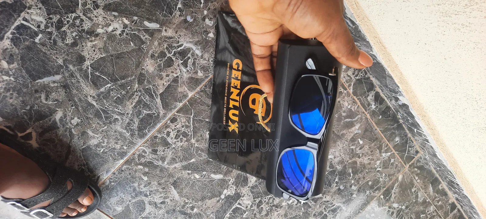 2-in-1 Smart Glass - Photochromic + Blue Light Blocking Glasses