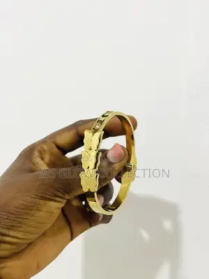 Premium Gold Butterfly Bracelet | Elegant Women’S Jewelry