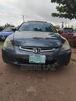 Honda Accord 2005 Gray
