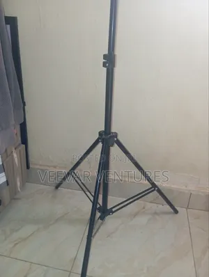 Led 800 Pro Light Kit With Tripod Stand