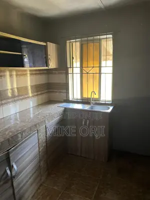 3bdrm Block of Flats in Jakande Estate, Isolo for rent