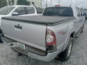Toyota Tacoma Double Cab V6 Automatic 2009 Silver