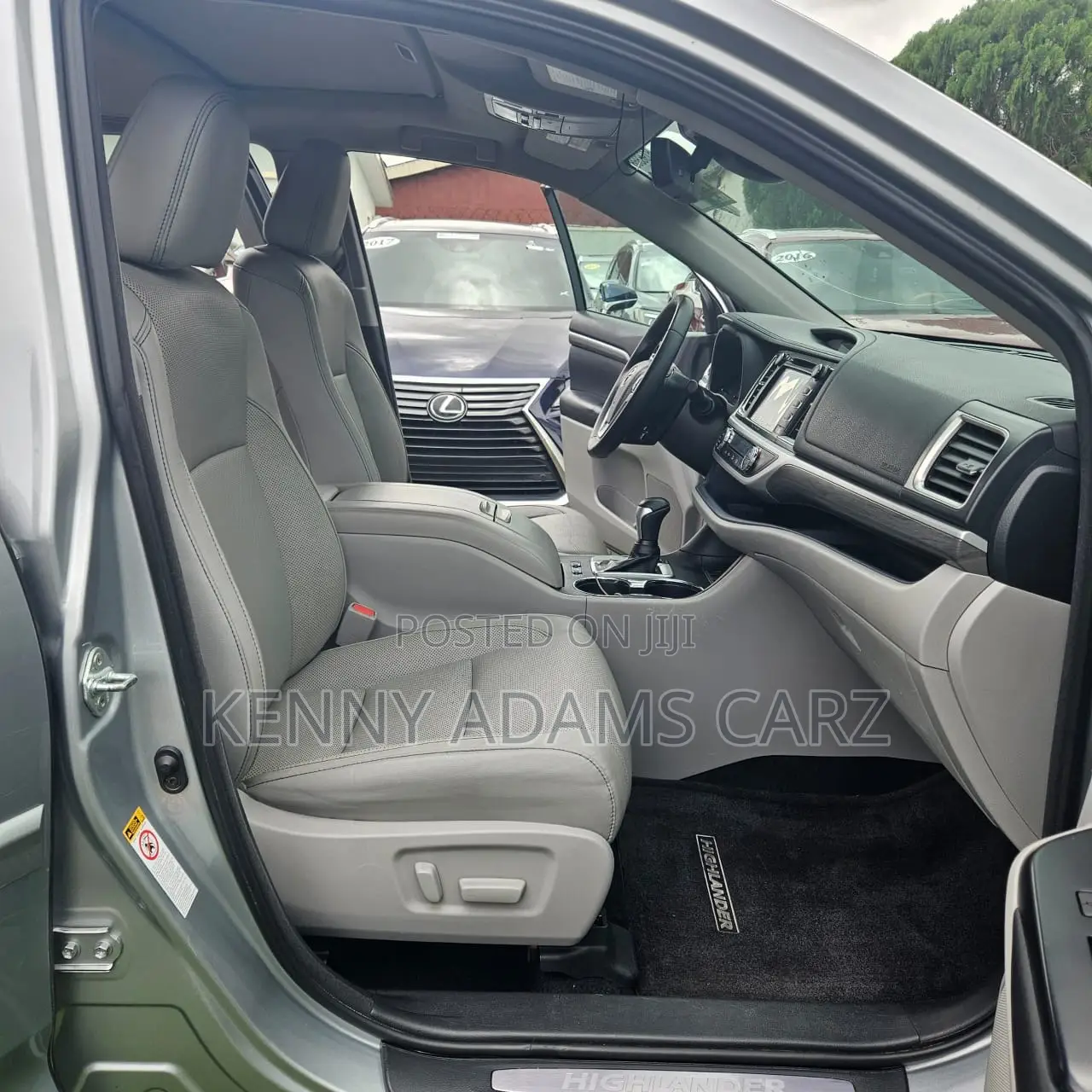 Toyota Highlander 2017 Silver