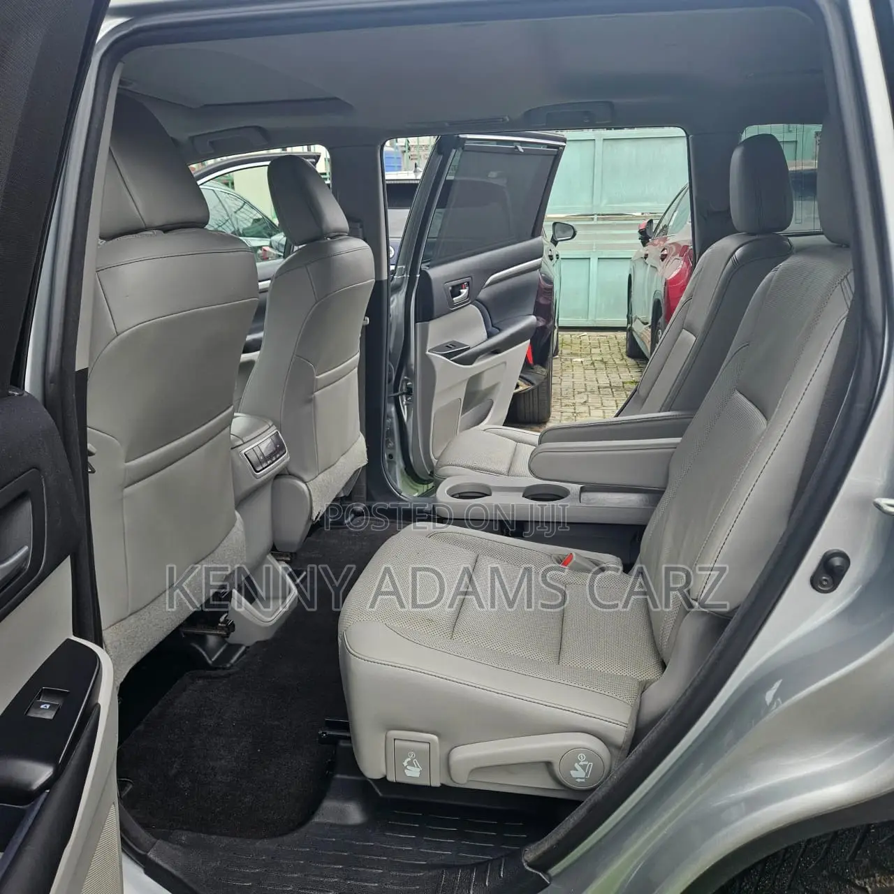Toyota Highlander 2017 Silver