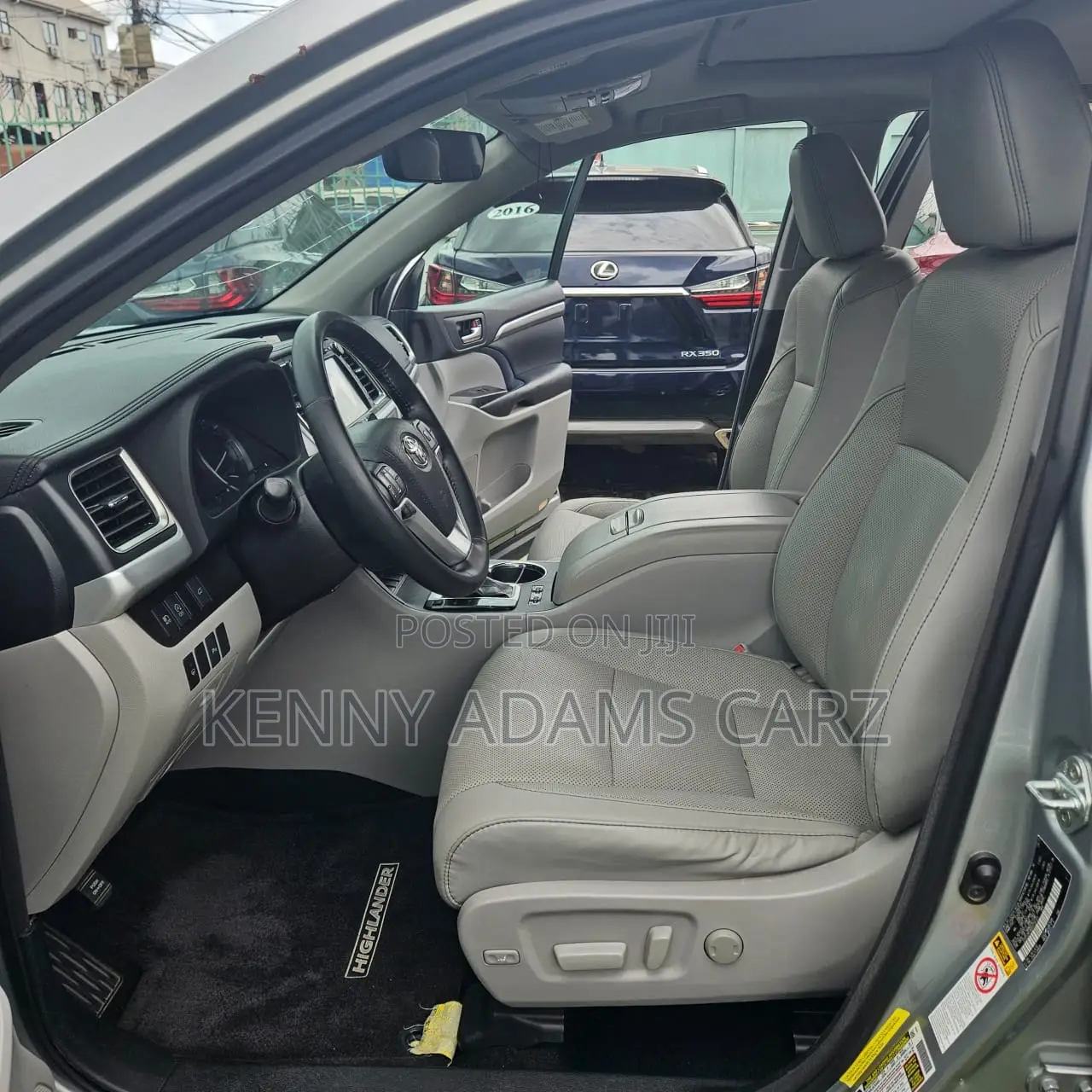 Toyota Highlander 2017 Silver