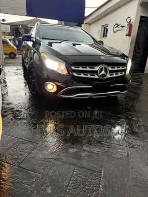 Mercedes-Benz GLA 250 2018 Black