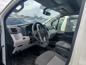 Toyota HiAce 2021 White