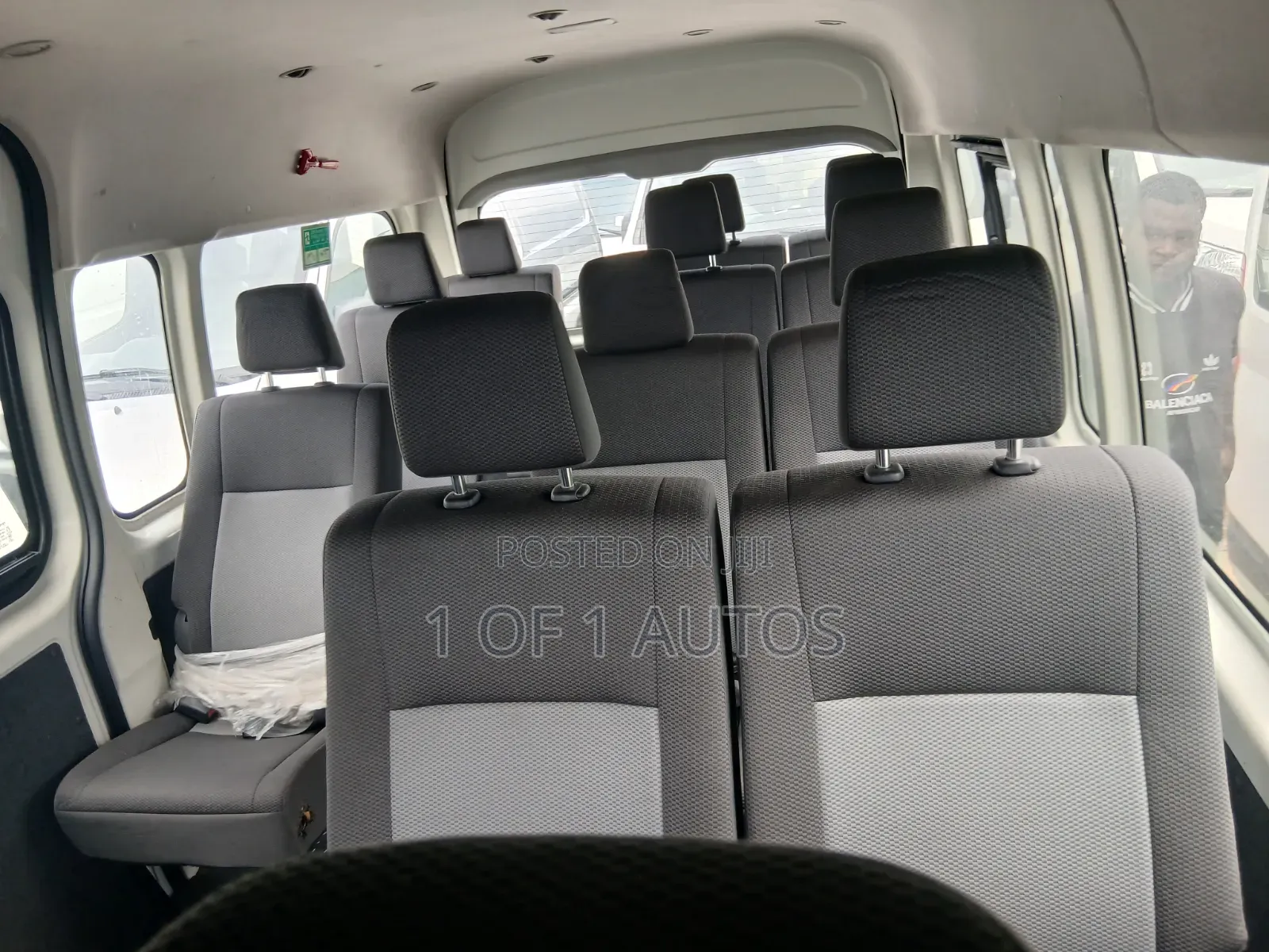 Toyota HiAce 2021 White