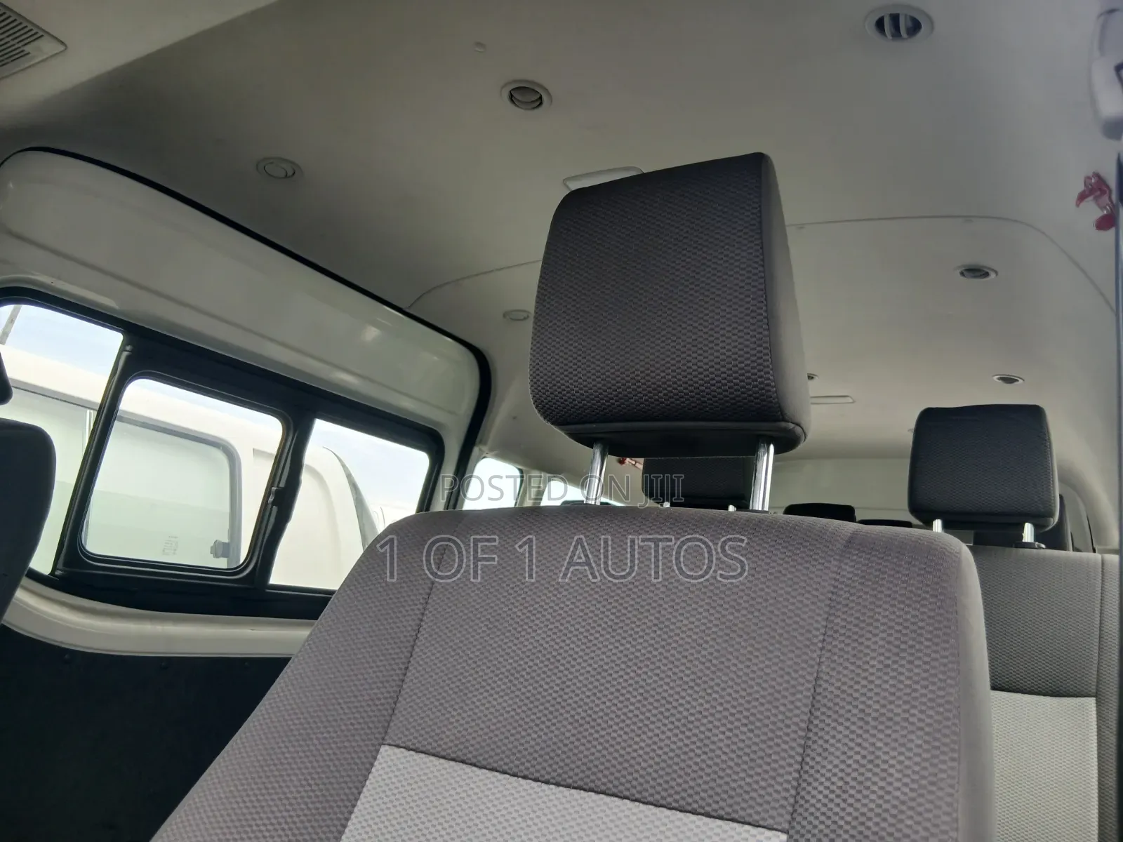 Toyota HiAce 2021 White