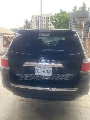 Toyota Highlander 2013 Black