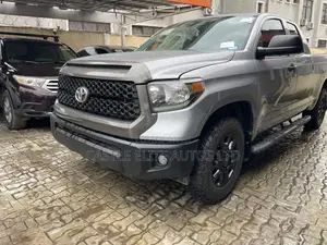 Toyota Tundra Limited 2021 Beige