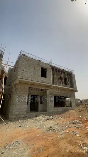 6bdrm Duplex in Mbora for sale