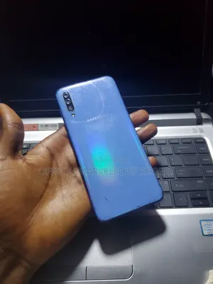 Samsung Galaxy A70 128 GB Blue