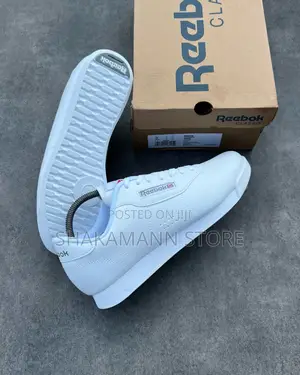 Original Reebok Royal Charm