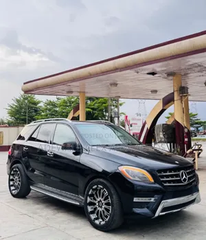 Mercedes-Benz M Class 2014 Black