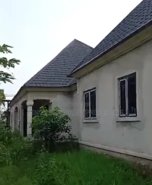2bdrm Bungalow in Otokutu, Warri for sale