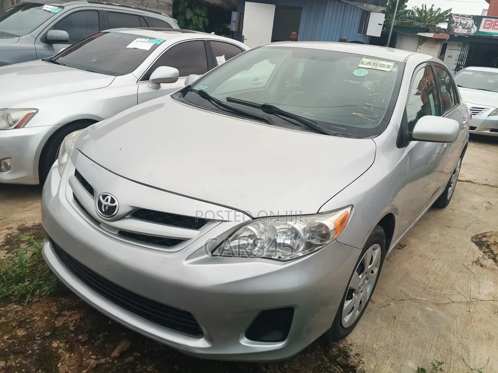 Toyota Corolla 2012 Silver