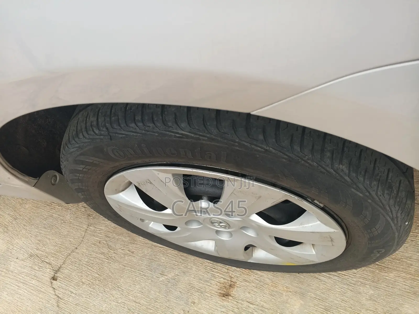 Toyota Corolla 2012 Silver