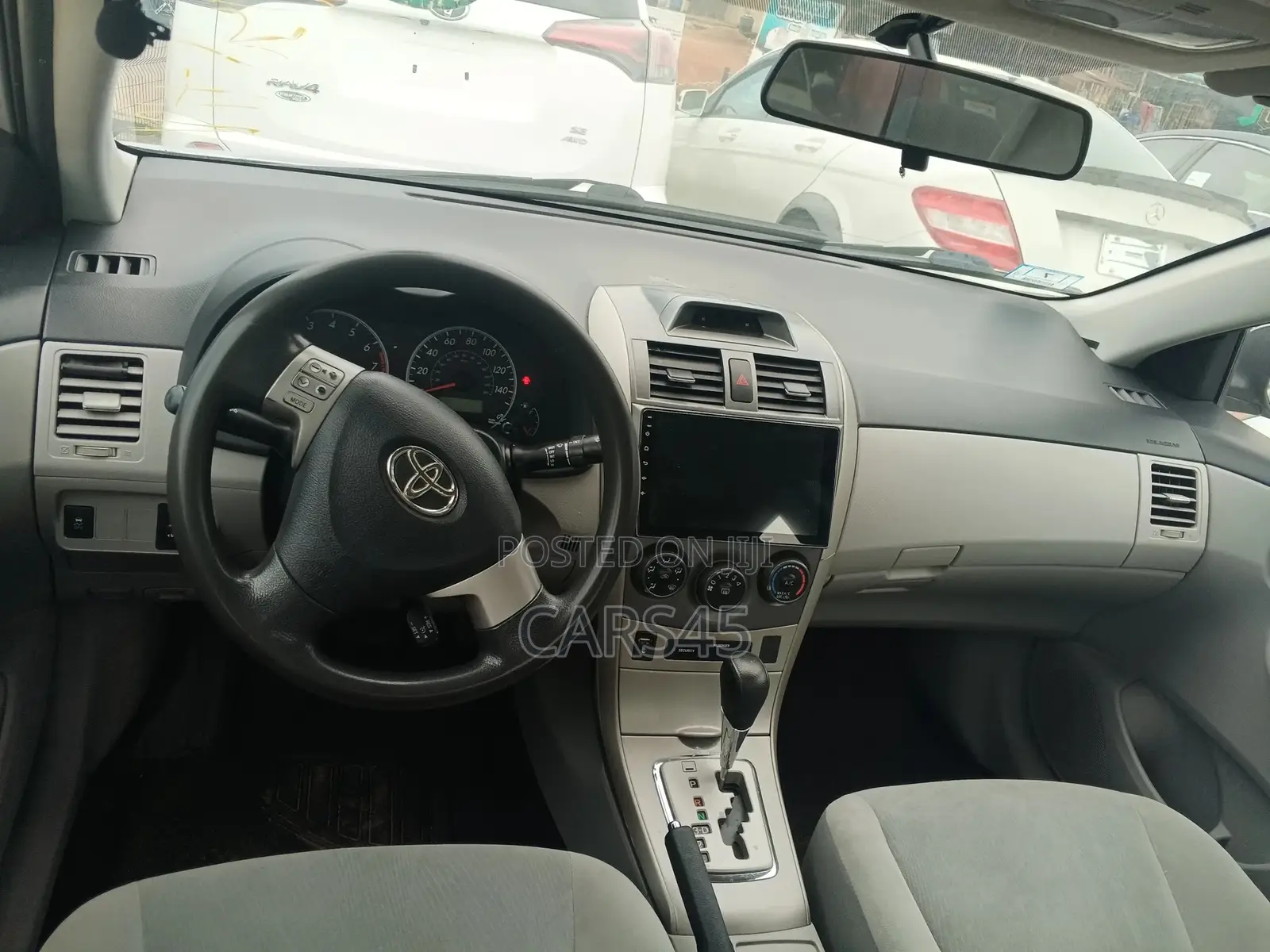 Toyota Corolla 2012 Silver