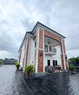 5bdrm Duplex in New Haven Estate, Uzoba for sale