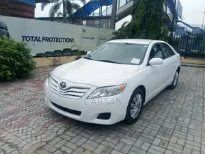 Toyota Camry 2011 White