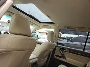 Lexus GX 460 2010 Gold