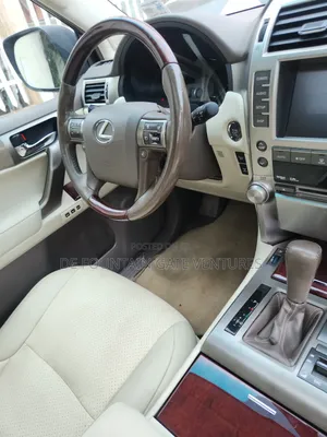 Lexus GX 460 2010 Gold