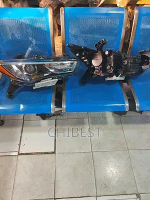 Infinity Q80 Jeep Head Lamp 2021