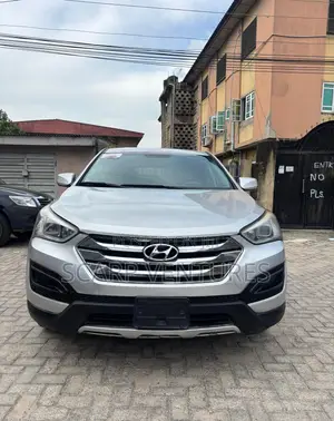 Hyundai Santa Fe SE FWD 2016 Silver