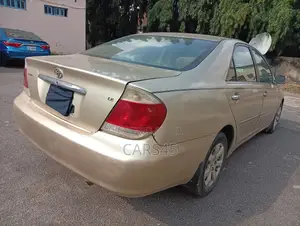 Toyota Camry 2002 Brown