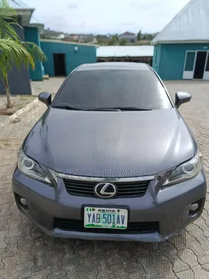 Lexus CT 2012 Silver