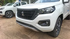 New Peugeot Landtrek 2.4 Petrol Double Cab RWD 2024 White
