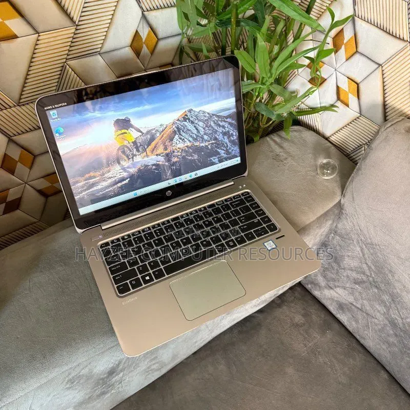 Laptop HP EliteBook 1040 G3 8GB Intel Core i5 SSD 256GB