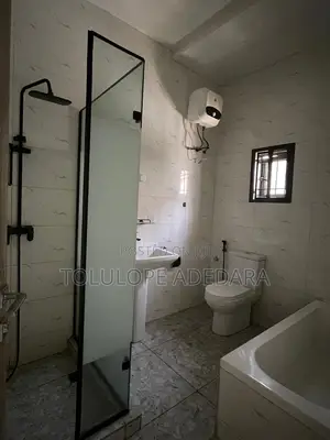 4bdrm Bungalow in Idu for rent