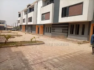 4bdrm Duplex in Kaura for rent