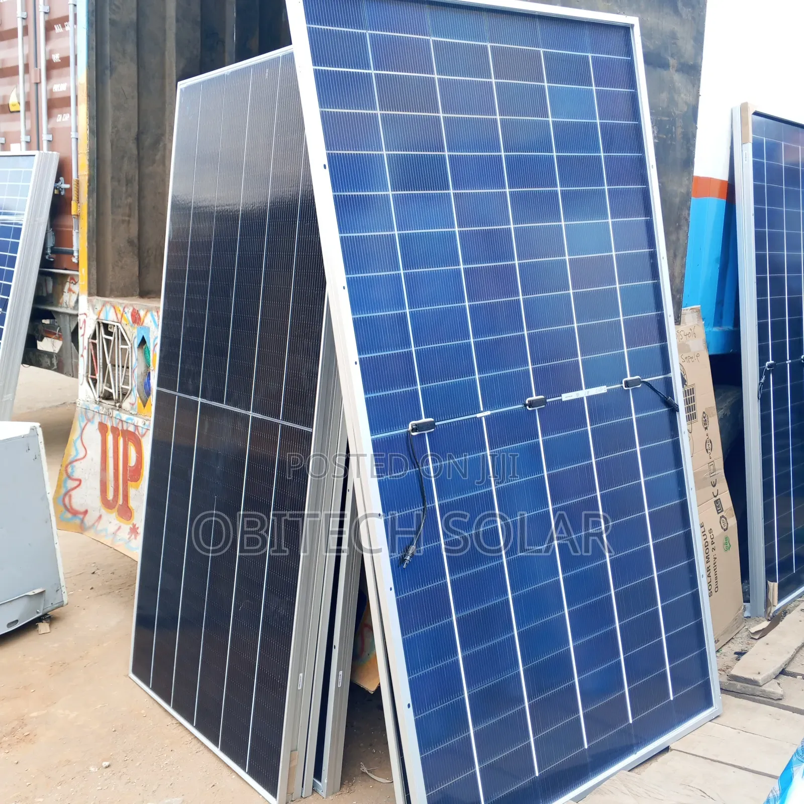730watts Jinko 156 Cell Solar Panel