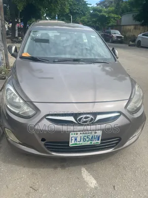 Hyundai Accent GLS 4dr Sedan (1.6L 4cyl 6A) 2014 Gray