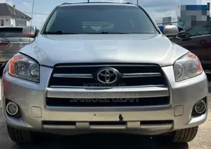 Toyota RAV4 2.0 VVT-i 2008 Silver