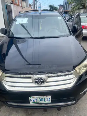 Toyota Highlander 2014 Black