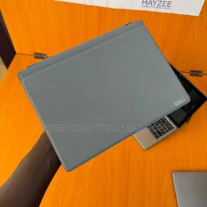 Laptop Dell Latitude 7200 2-in-1 16GB Intel Core i5 SSD 256GB