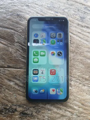 Apple iPhone 11 64 GB Yellow