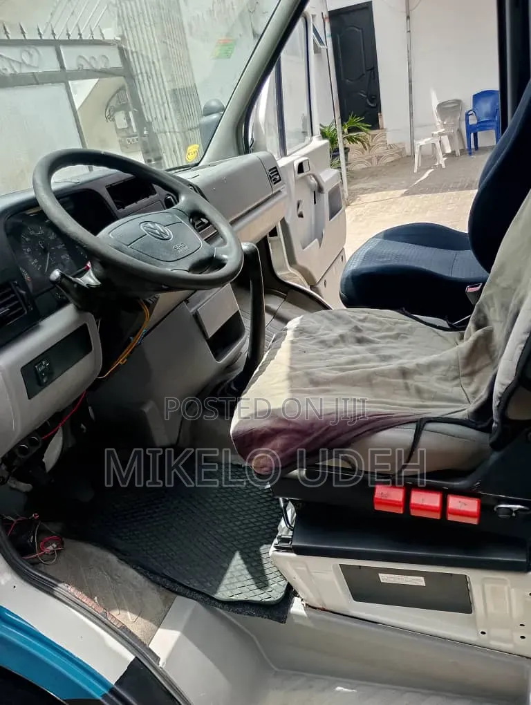 Volkswagen LT 2002 Blue