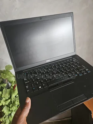Laptop Dell Latitude 7490 8GB Intel Core i7 SSD 256GB