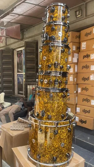 Dw Collector's Series Gold Abalone Finishply 6-Piece Drumset Usa Made