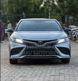 Toyota Camry XSE V6 2022 Silver